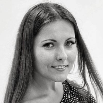 Светлана Воробьёва — мастер-свечевар, основатель мастерской Свечевар.РФ